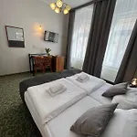 Boston Karlsbad