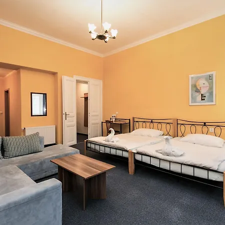 Boston 3* Karlovy Vary