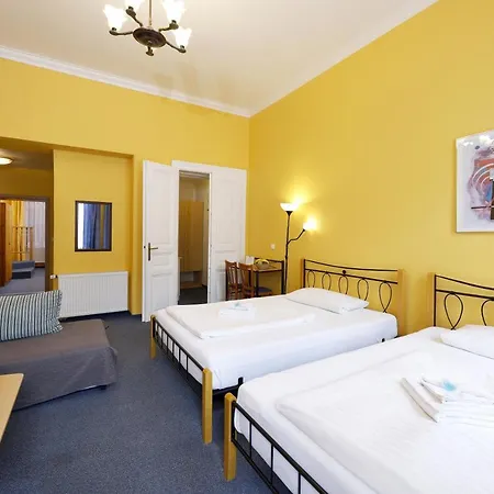 Hotel Boston 3*