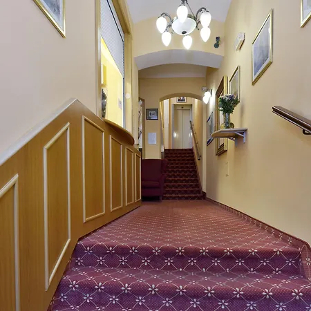 Boston 3* Karlovy Vary
