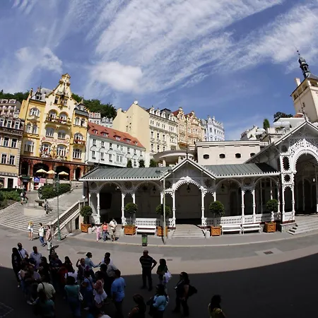 Boston Karlovy Vary