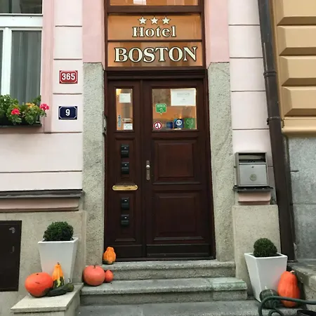 Boston Hotel 3*