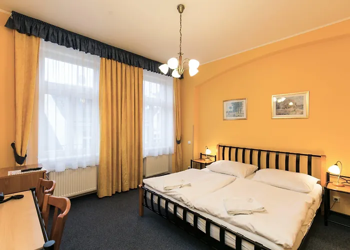 Hotel Boston 3*