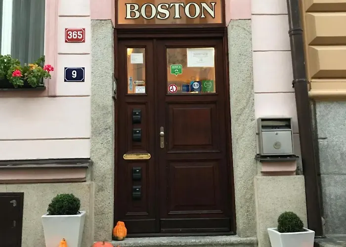 Boston Hotel 3*